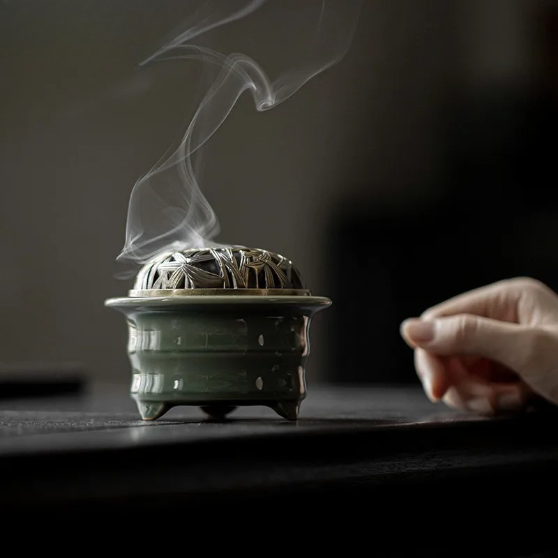Candle Glass Supplies - ที่วางธูปเซลาดอน Yue Kiln ดีไซน์หรูหรา ใช้สำหรับธูปไล่ยุง เทียนหอม